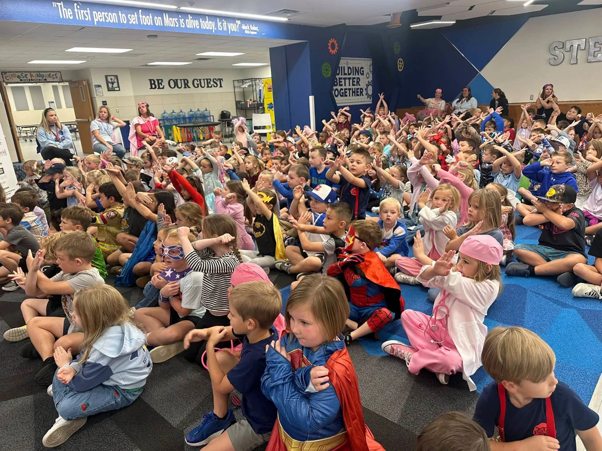 Students gathered for the STOMP presentation at Enis Elementary