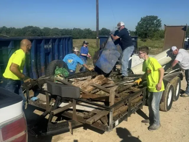 Jacksboro COMMUNITY CLEANUP 2024 photo 3