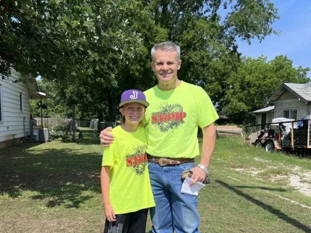 Community Cleanup photo 4